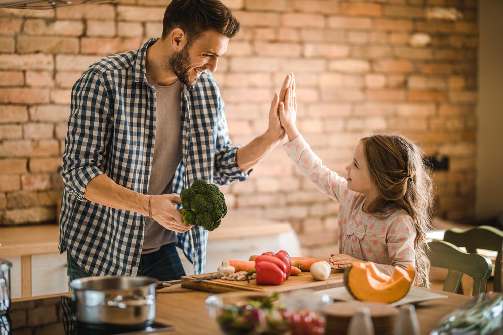 Crianças vegetarianas: não comer carne prejudica o desenvolvimento?