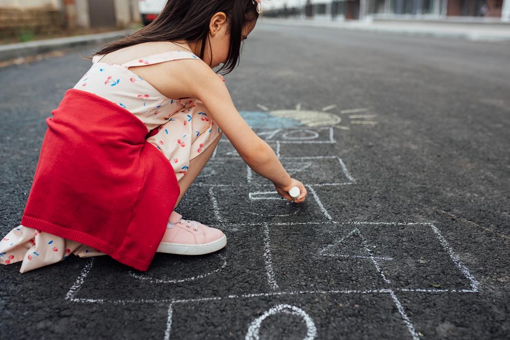 14 brincadeiras de rua para lembrar os velhos tempos