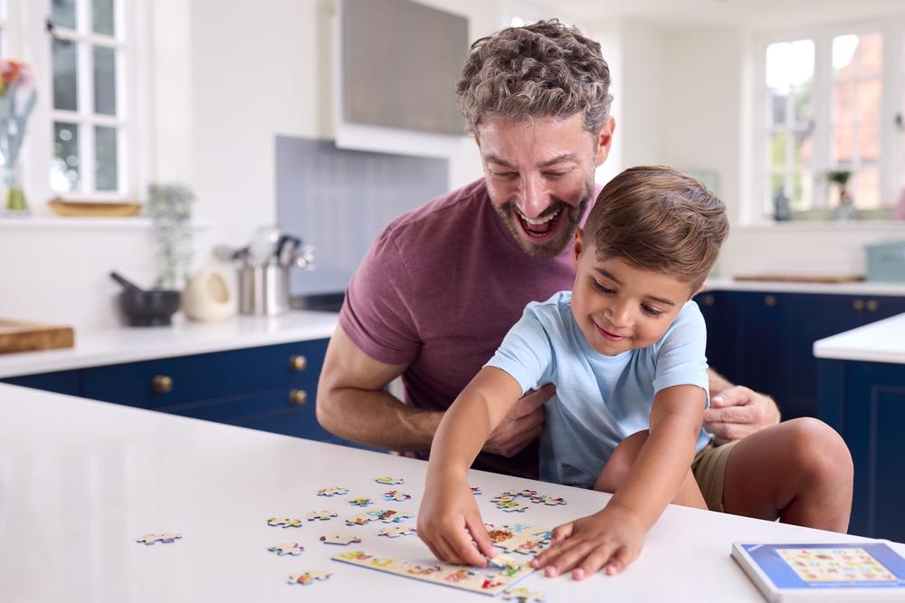 Jogos dos 7 Erros para imprimir e colorir  Ed infantil, Brincadeiras  escolares, Livros sobre educação infantil